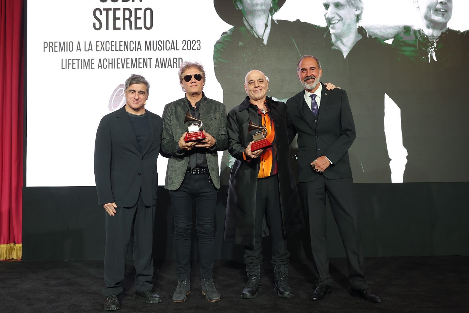 SODA STEREO recibió el PREMIO A LA EXCELENCIA MUSICAL 2023 otorgado por ACADEMIA LATINA DE LA GRABACIÓN®