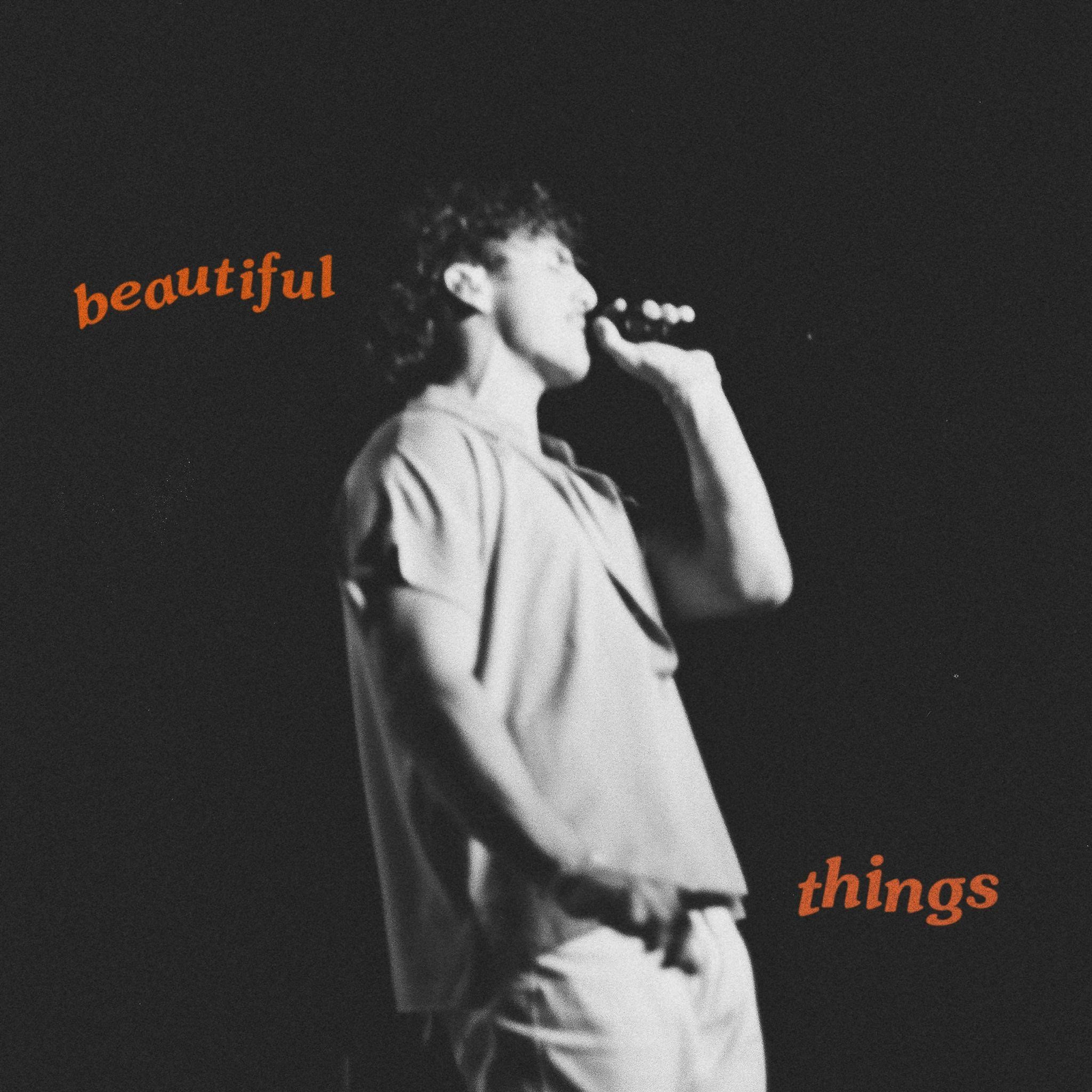 Benson Boone presenta su nuevo single “Beautiful Things”